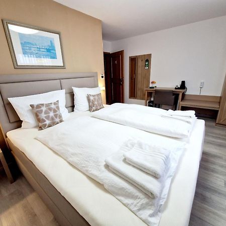 Hotel Rheintal Каппель-Графенхаузен Экстерьер фото