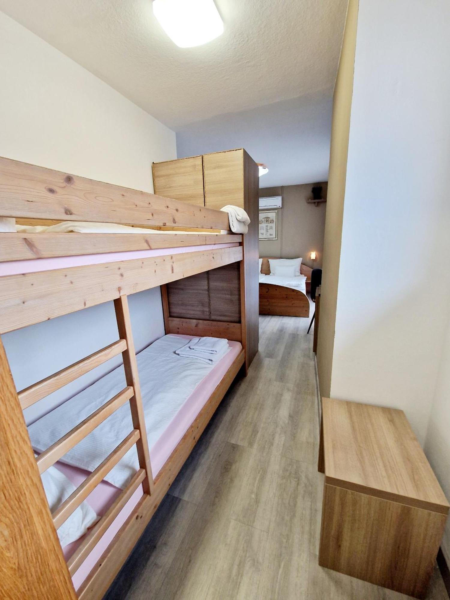 Hotel Rheintal Каппель-Графенхаузен Экстерьер фото